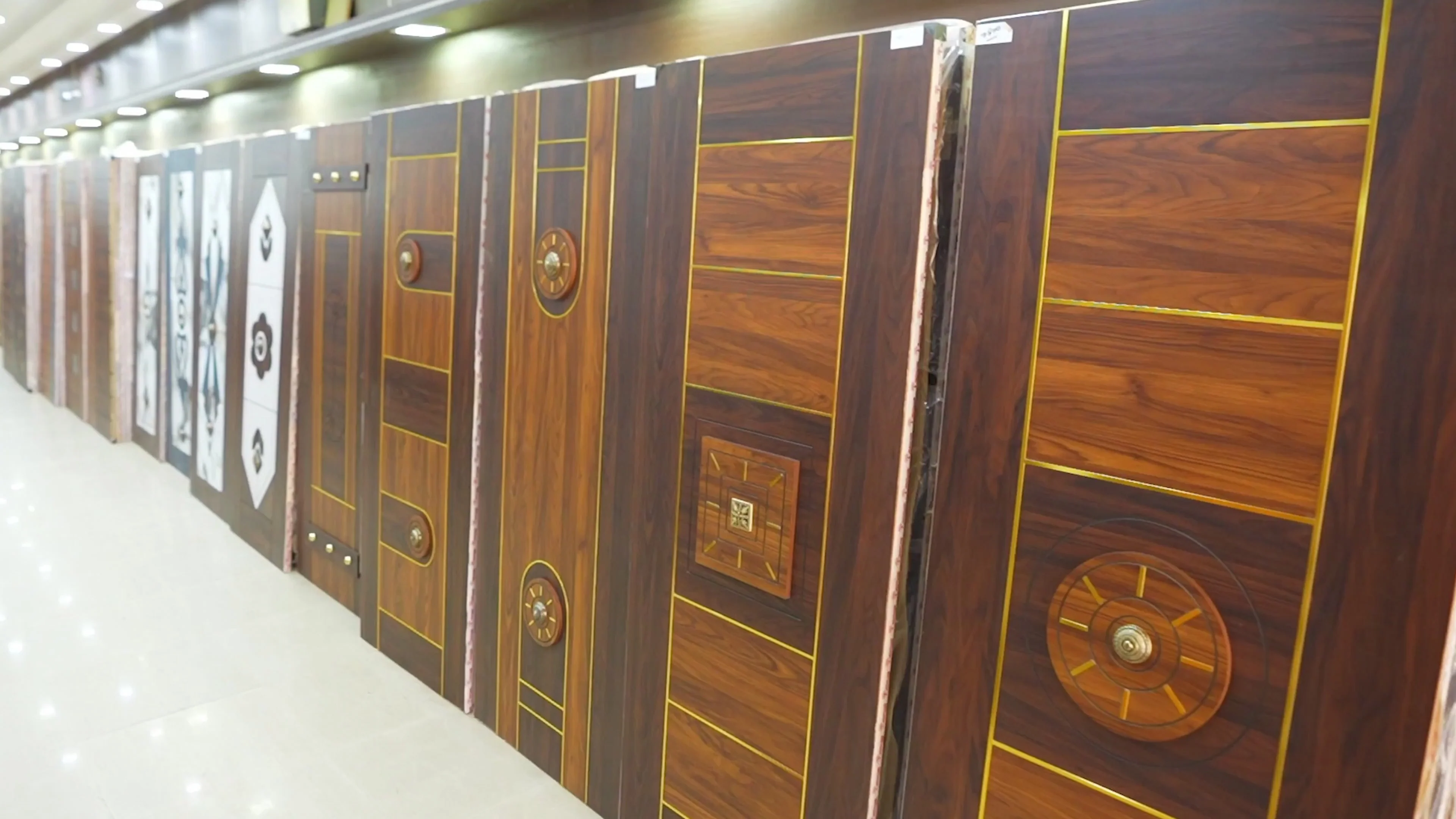 Flush doors and wooden frames Kanpur